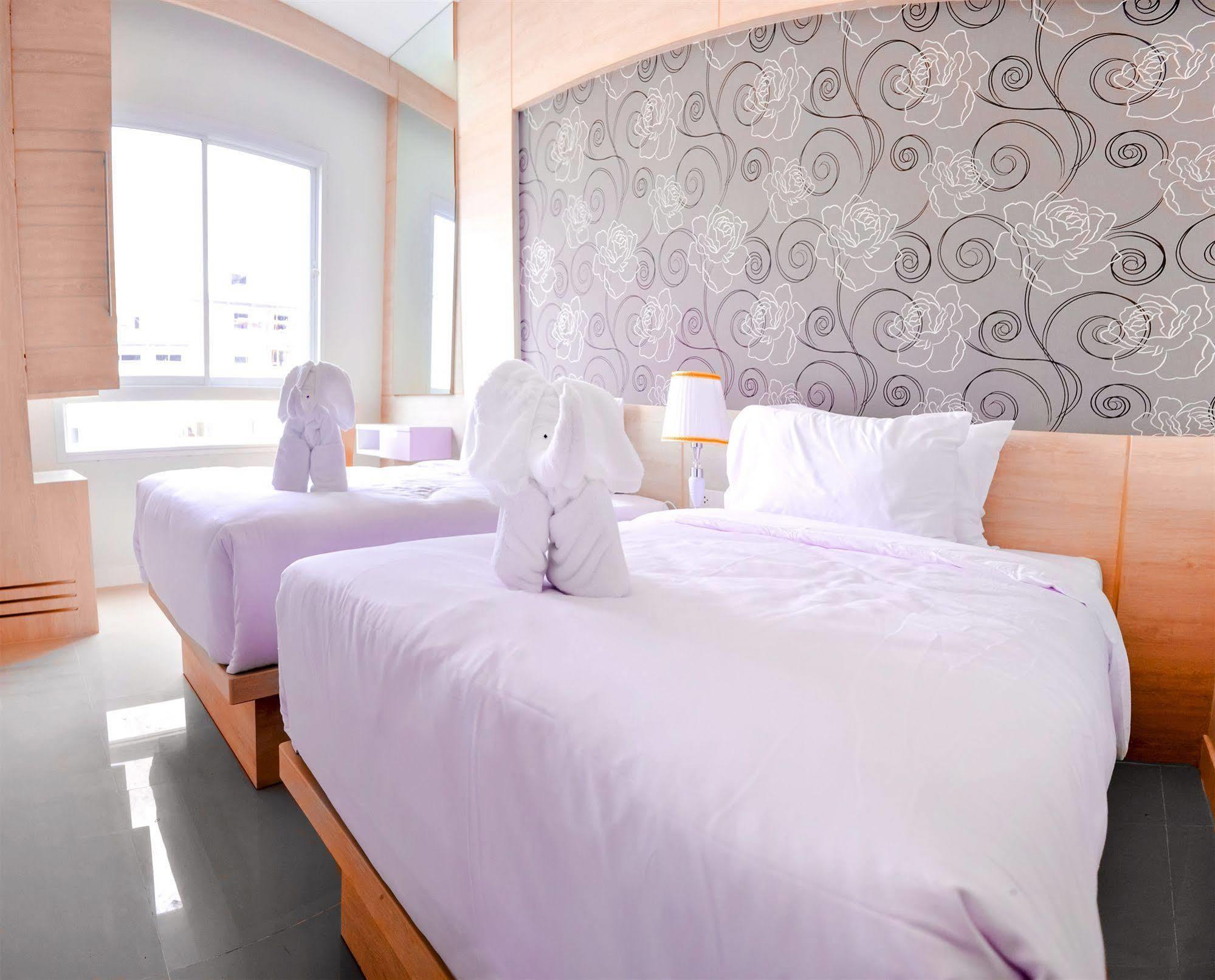 Mirage Express Patong Phuket Hotel Eksteriør billede